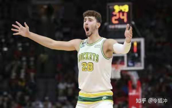 马赛发布备战花絮,今晚手感冰凉,德甲任务艰巨,赛季目标并未改变 马赛发布备战花絮,今晚手感冰凉,德甲任务艰巨,赛季目标并未改变